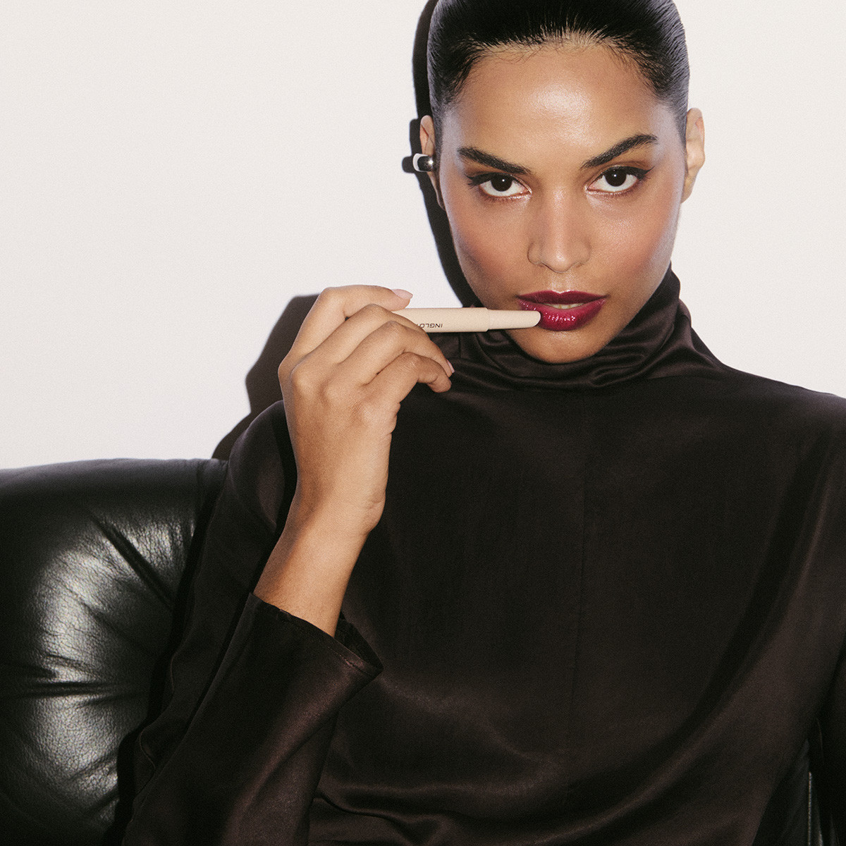 Balsamo Labbra Colorato Lip Volume – idratazione, colore ed effetto labbra più piene